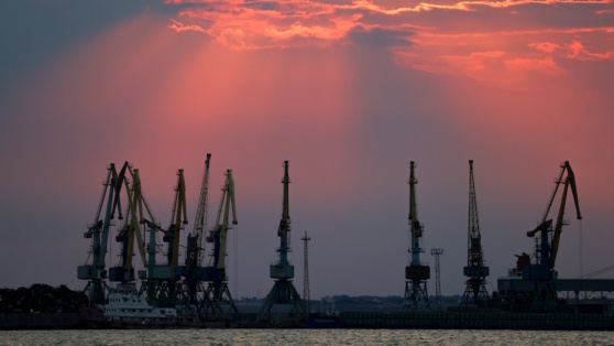    Портовая инфраструктура Бердянска получила повреждения после атаки ВСУ на город Ирина Петрова