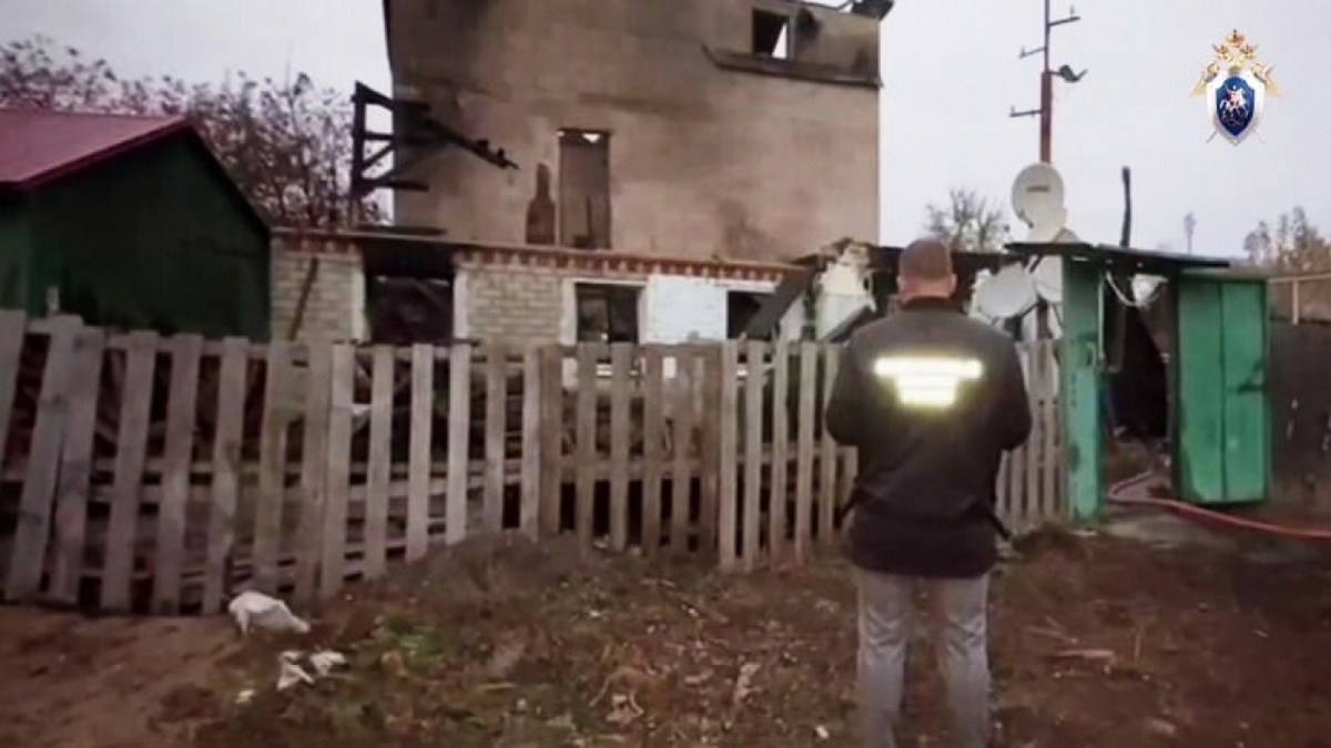    В Саратове завели дело о гибели на пожаре семьи из 3 человек Новости Саратова и области – Сетевое издание «Репортер64»