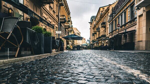    © Unsplash / Vitalijs Barilo