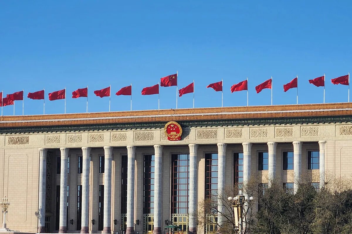 Здание китайского парламента. © unsplash.com / Dominic Kurniawan Suryaputra