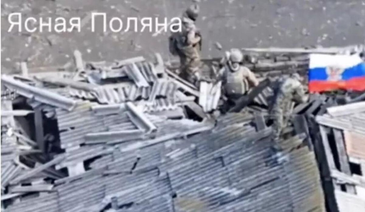     Российские военнослужащие в Ясной Поляне. Источник: ria.ru Автор фото: Скриншот видео