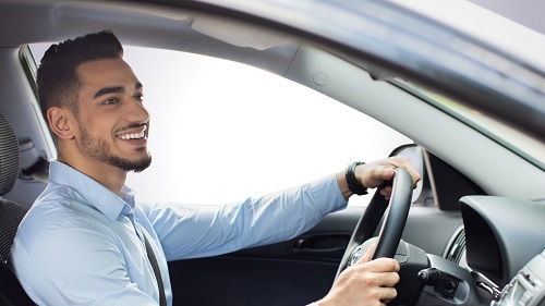 Что выгоднее: кредит под залог авто или займ в автоломбарде?