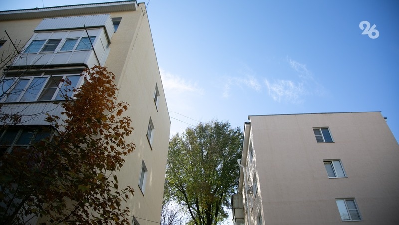    Все три дома, которые отремонтировали по проспекту Ворошилова, находятся рядом Фото: Валерия Алтухова / / ИА «Победа26»