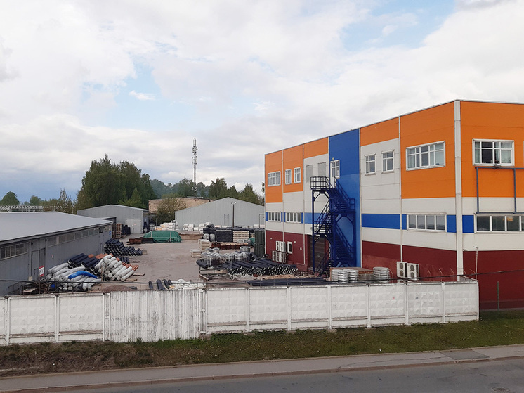     Любой желающий, при наличии свободных средств, может стать совладельцем коммерческой недвижимости. Фото: «МК в Питере»