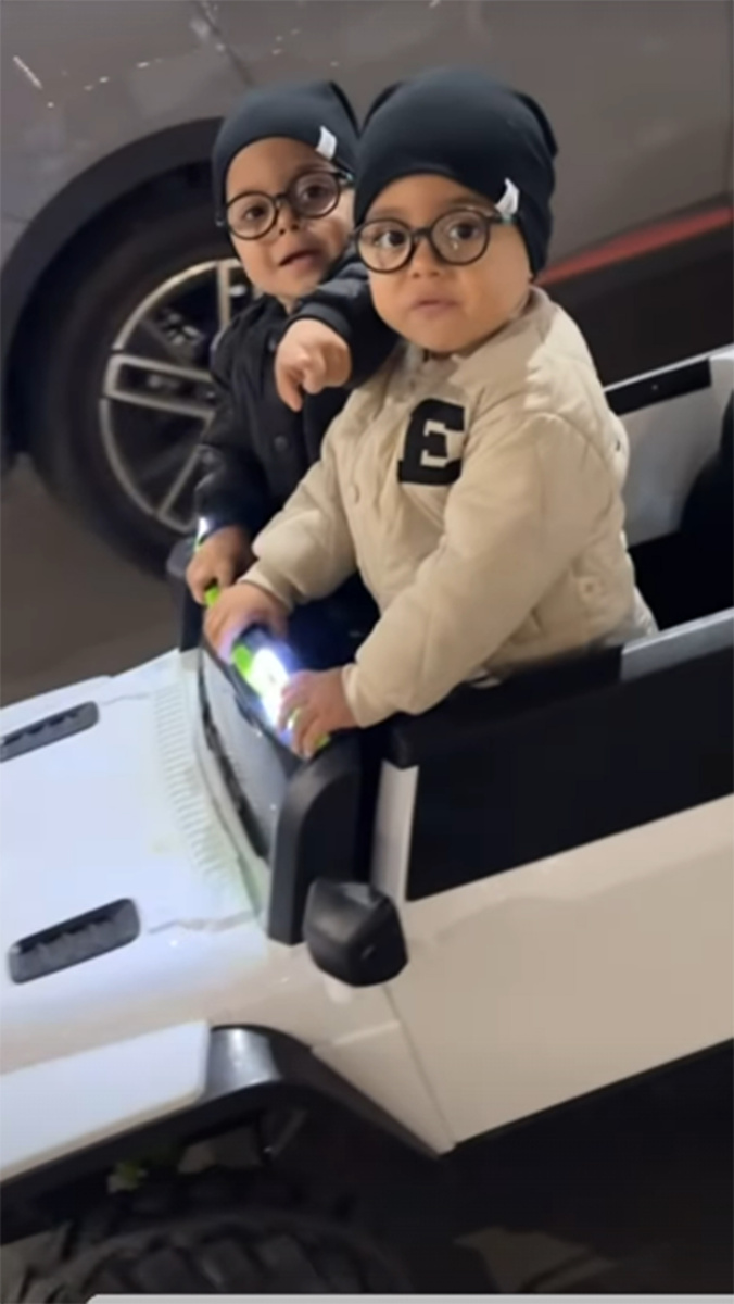 Сыновья-близнецы Юлии Ефременковой. Фото: соцсети Юлии Ефременковой