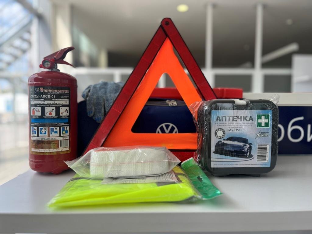 что должно быть в машине