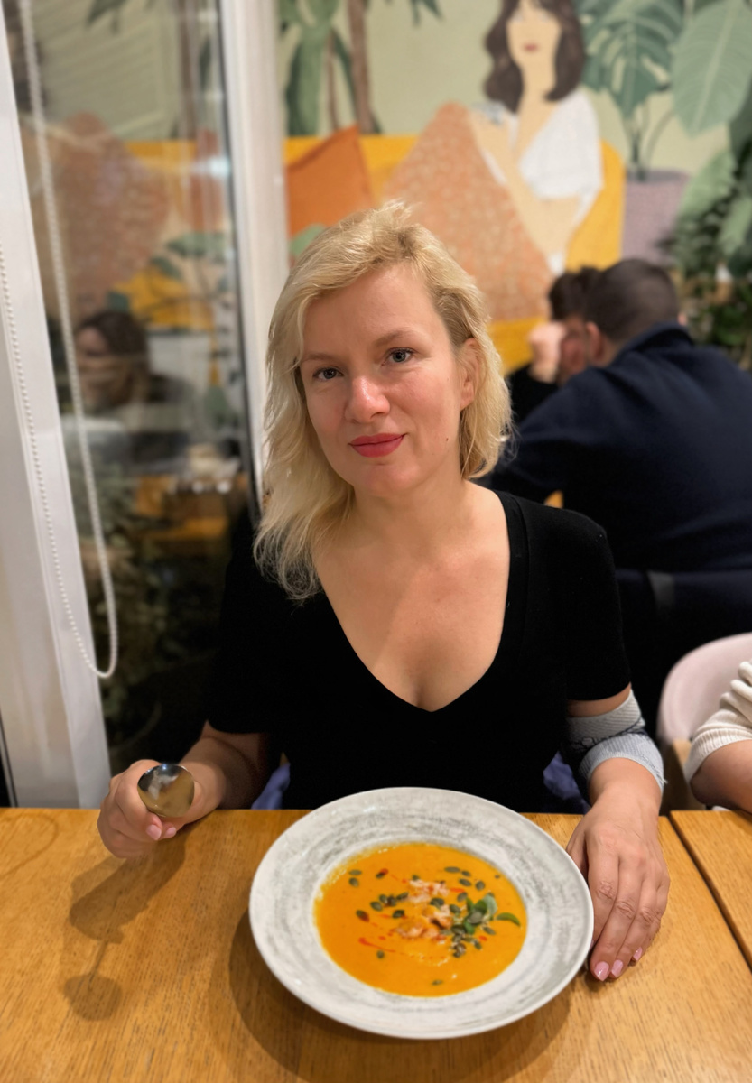 Мадама дегустирует! 