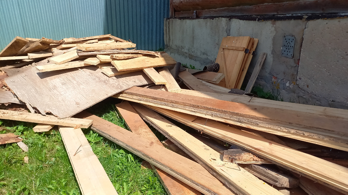 Ресонт полов в прошлое лето.