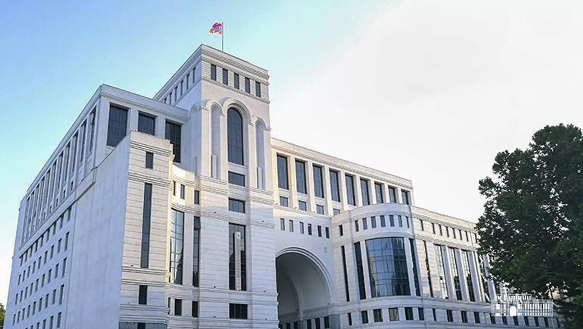 © Photo : official site of MFA of RA