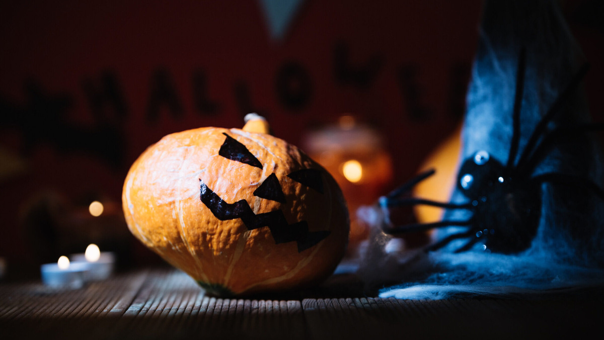    От «Битлджус» до «Семейки монстров»: топ-10 фильмов на Хэллоуин для всей семьи