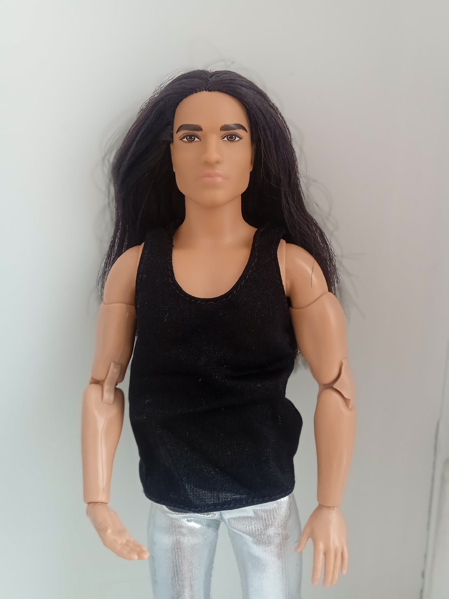 Гавриил надел родные штаны. Фото автора.