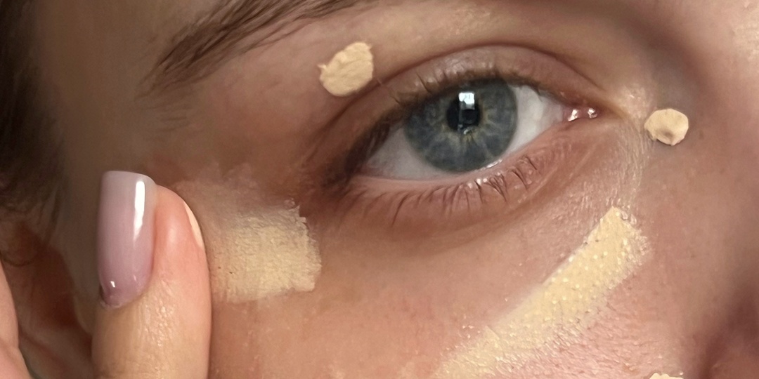 Если скатывается консилер… самые рабочие лайфхаки, чтобы этого избежать👌🏼