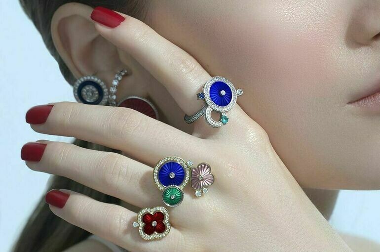   «Русские самоцветы»