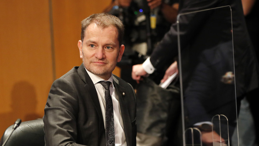    AP Photo/Armando Franca