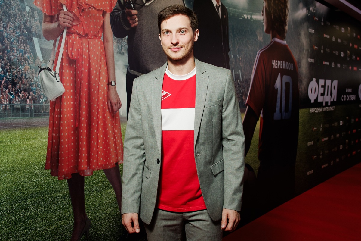     "Сегодня он был бы как Месси": Станислав Румянцев о Федоре Черенкове и новом фильме про "народного футболиста"