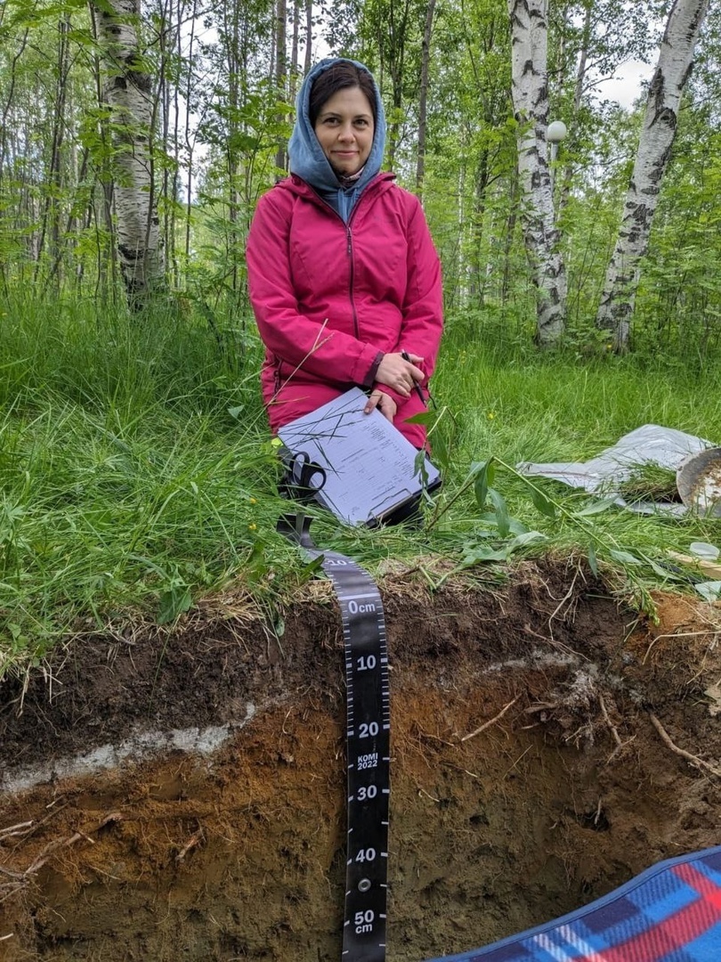 Марина Слуковская за работой