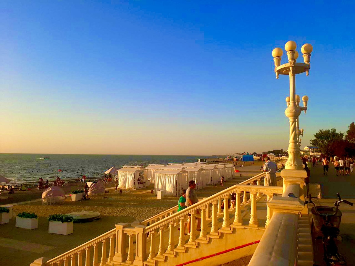 Набережная. Авторское фото.