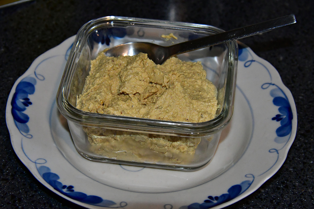 Хумус из грецких орехов