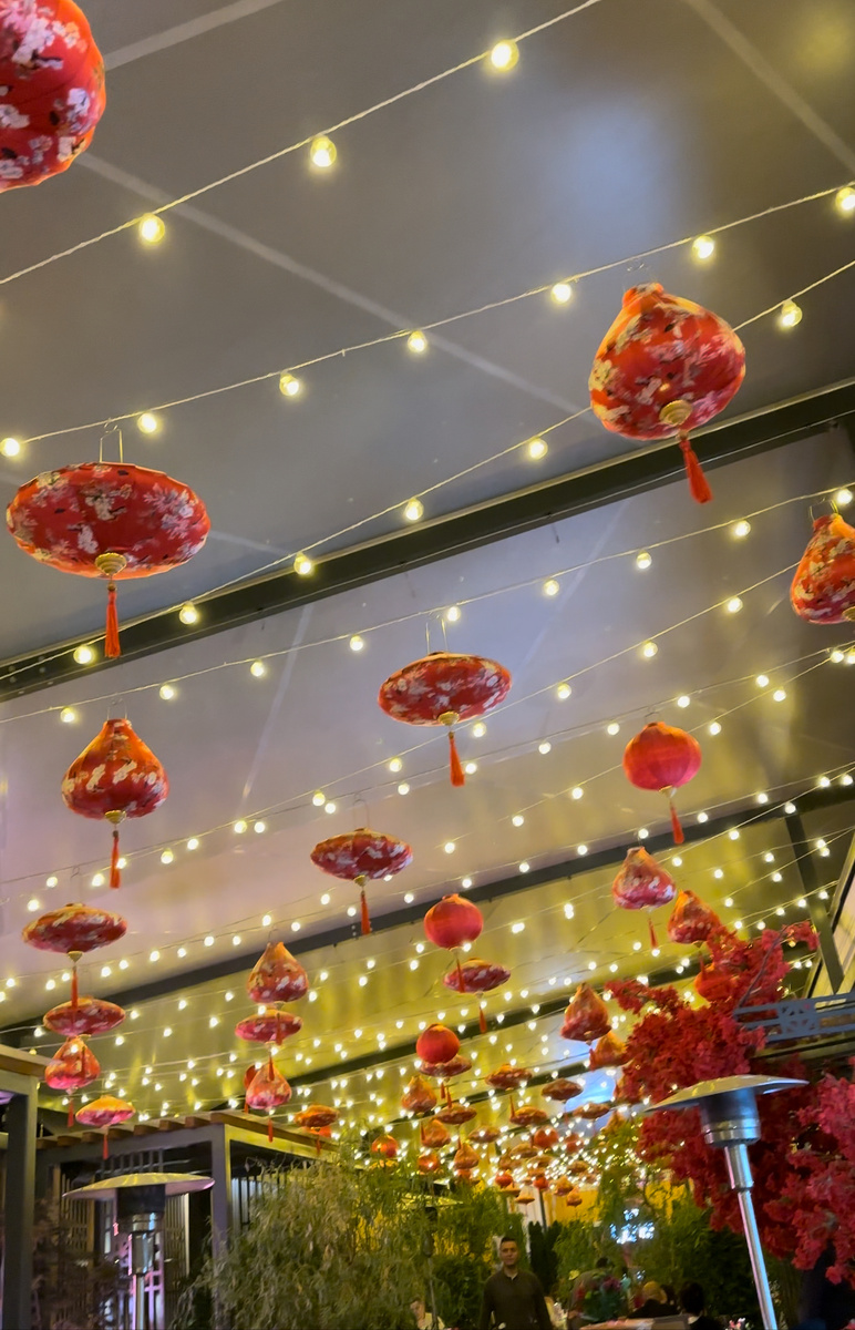 Летняя веранда ресторана Mr Lee