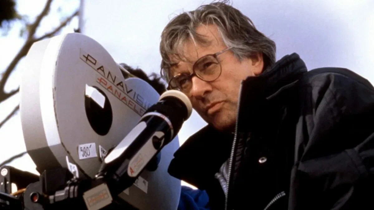 На самом деле, он умел снимать интересное и умное кино...