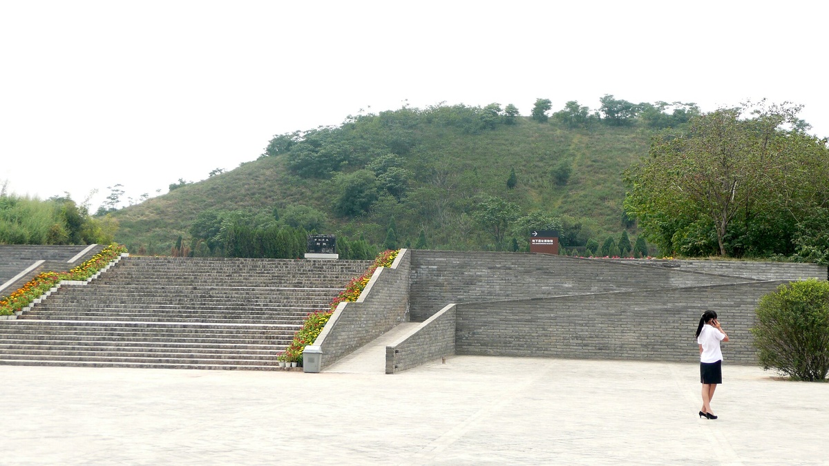 Хань Янлин — гробница императора Цзин-ди