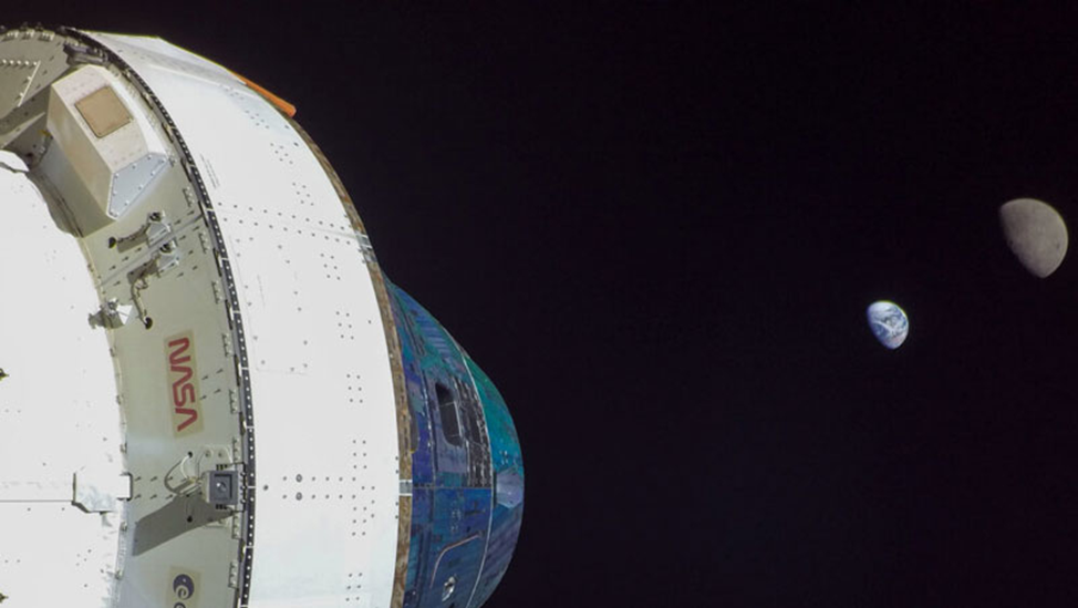 Полет корабля Orion в миссии Artemis-1. Фото: NASA