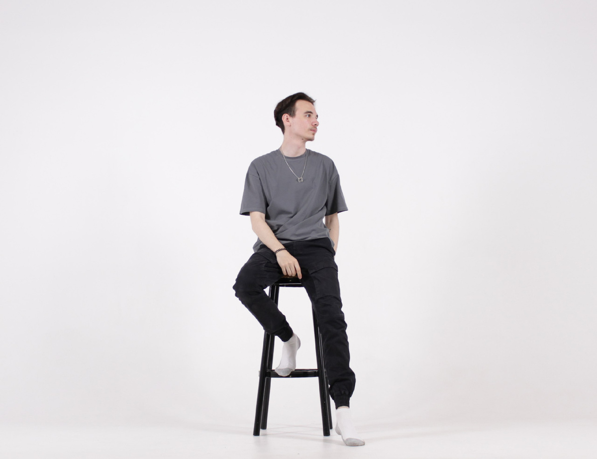 Журналист, фотограф, музыкальный исполнитель; г. Москва, Российская Федерация