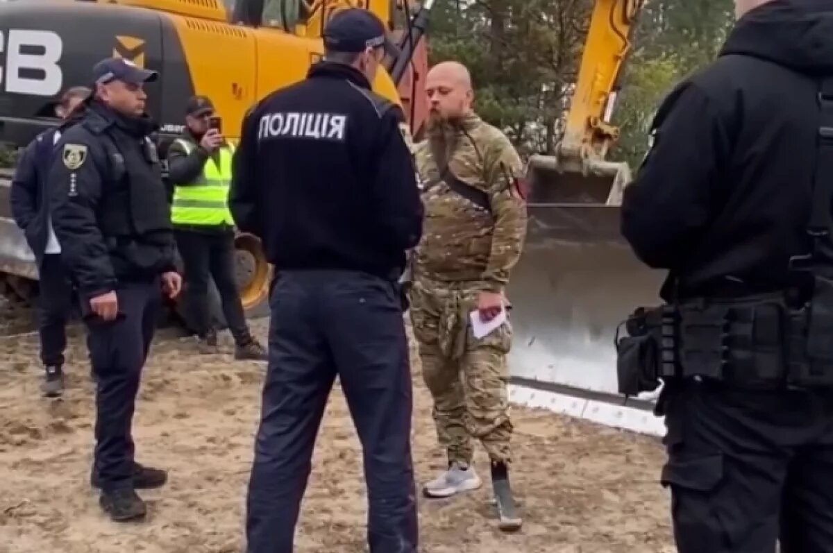    Под Киевом полиция задержала бойца ВСУ, вышедшего на одиночный пикет