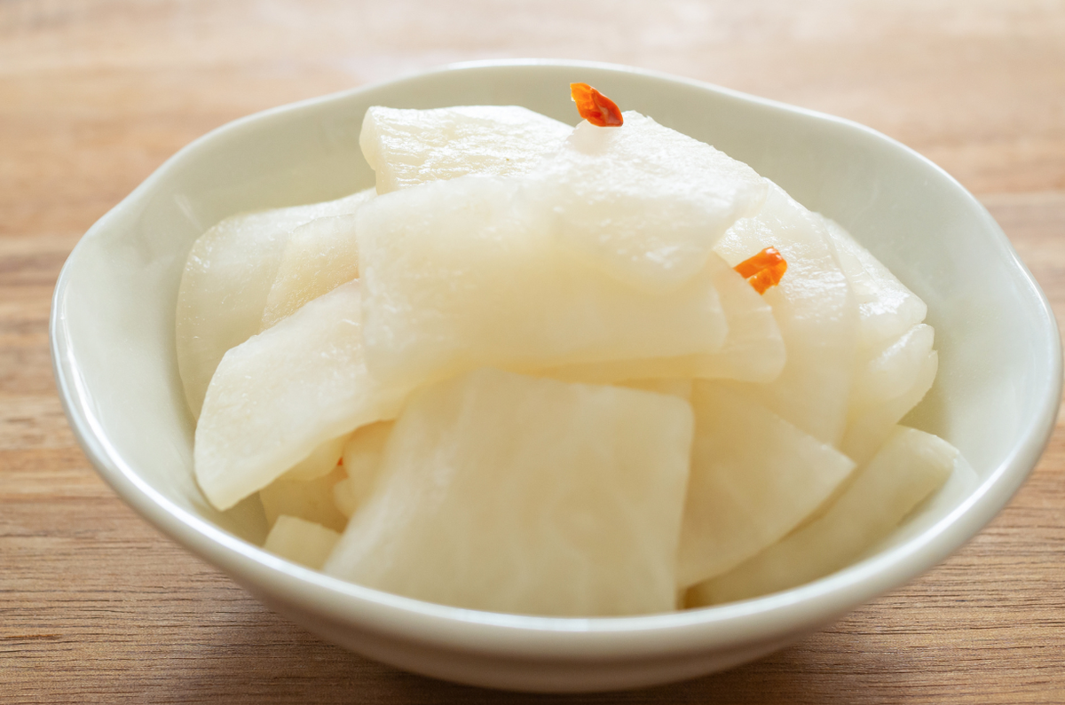 Маринованно дайкон