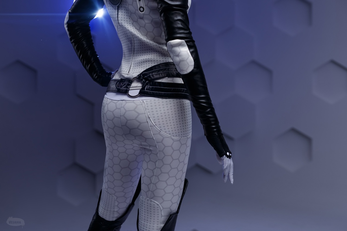 Miranda Lawson Mass Effect
Photo by: VESANIA