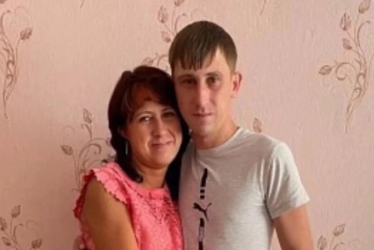    Вадим Тихомиров и его мама Татьяна Анатольевна.