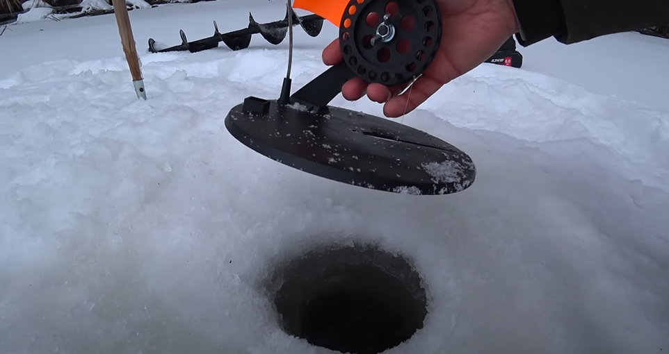 Зимняя жерлица на щуку: Правильный монтаж – залог успеха