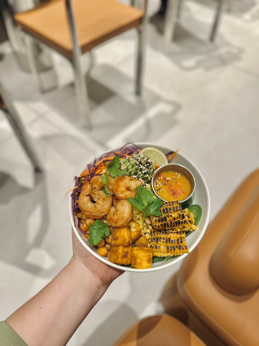 Боул с креветкой в Nothing Fancy