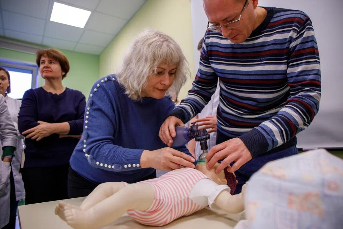    Югорские врачи прошли обучение в Центре охраны материнства и детства