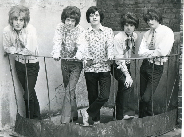 Фото взято на discogs.com