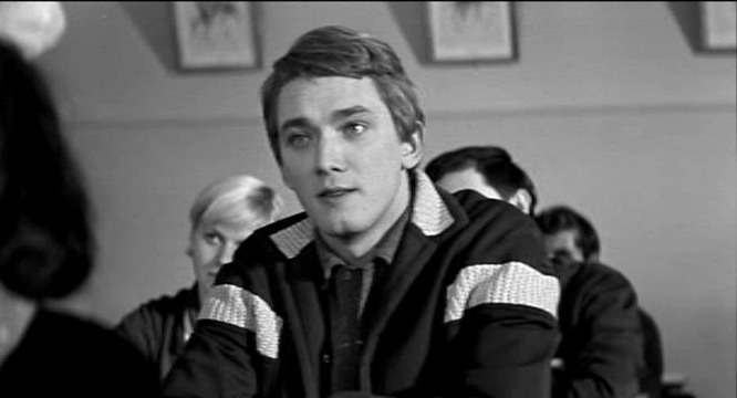 В фильме "Доживем до понедельника", 1968 год