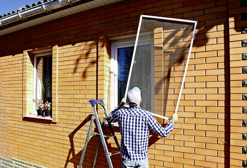 Москитные сетки: как выбрать надежного стража Вашего покоя?