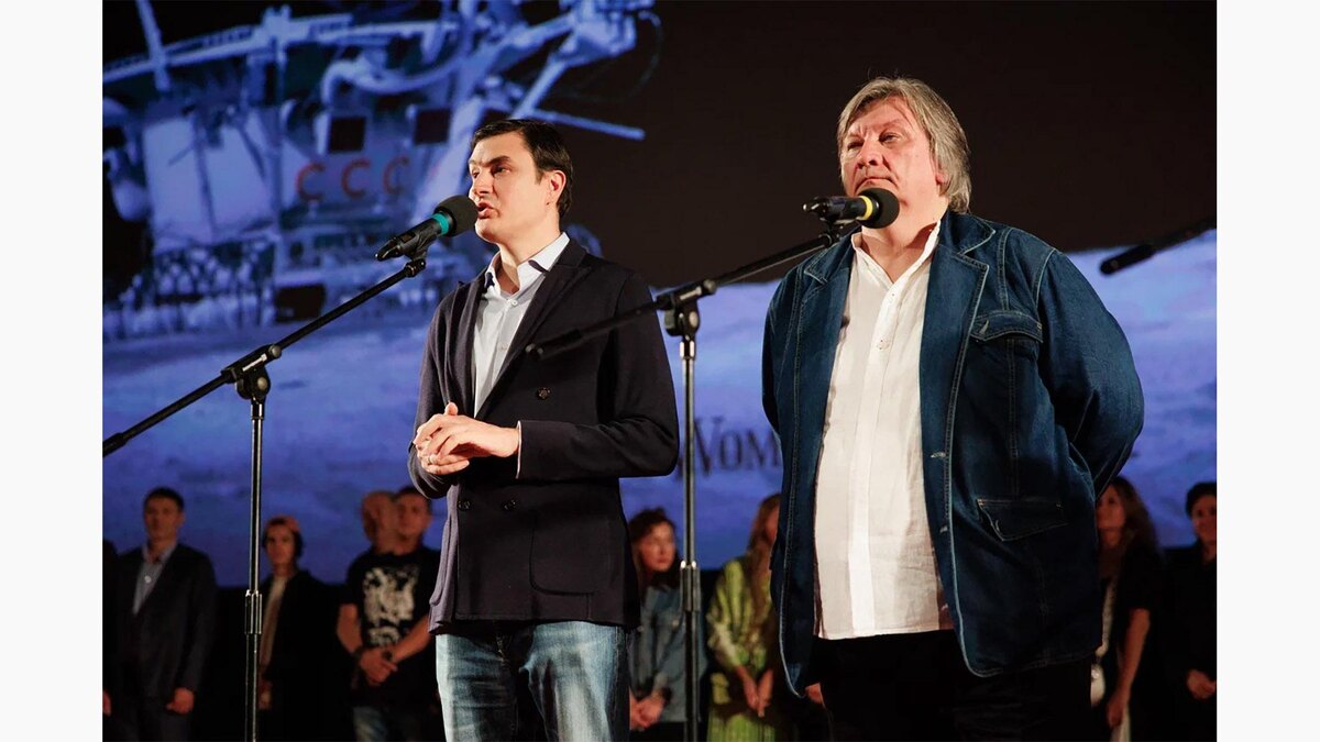 Писатель Сергей Шаргунов и режиссер Александр Велединский. Фото - Яндекс-картинки