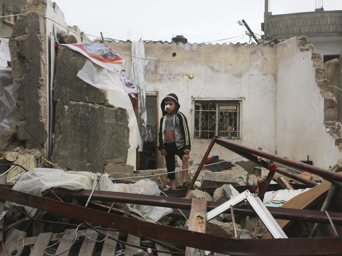    Разрушенный палестинский дом в Рафахе, сектор Газа© AP Photo / Hatem Ali
