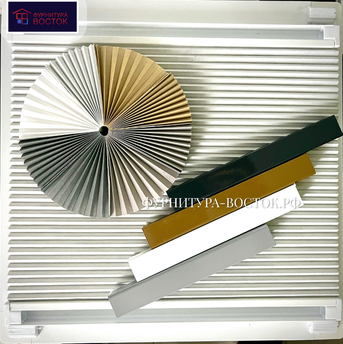 Расцветки полотен и профилей