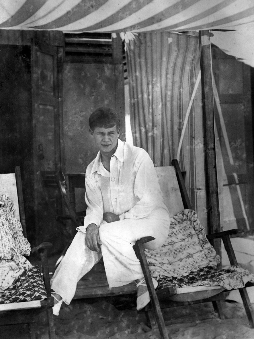 С.А.Есенин, 1923 год, в санатории для нервнобольных в Москве