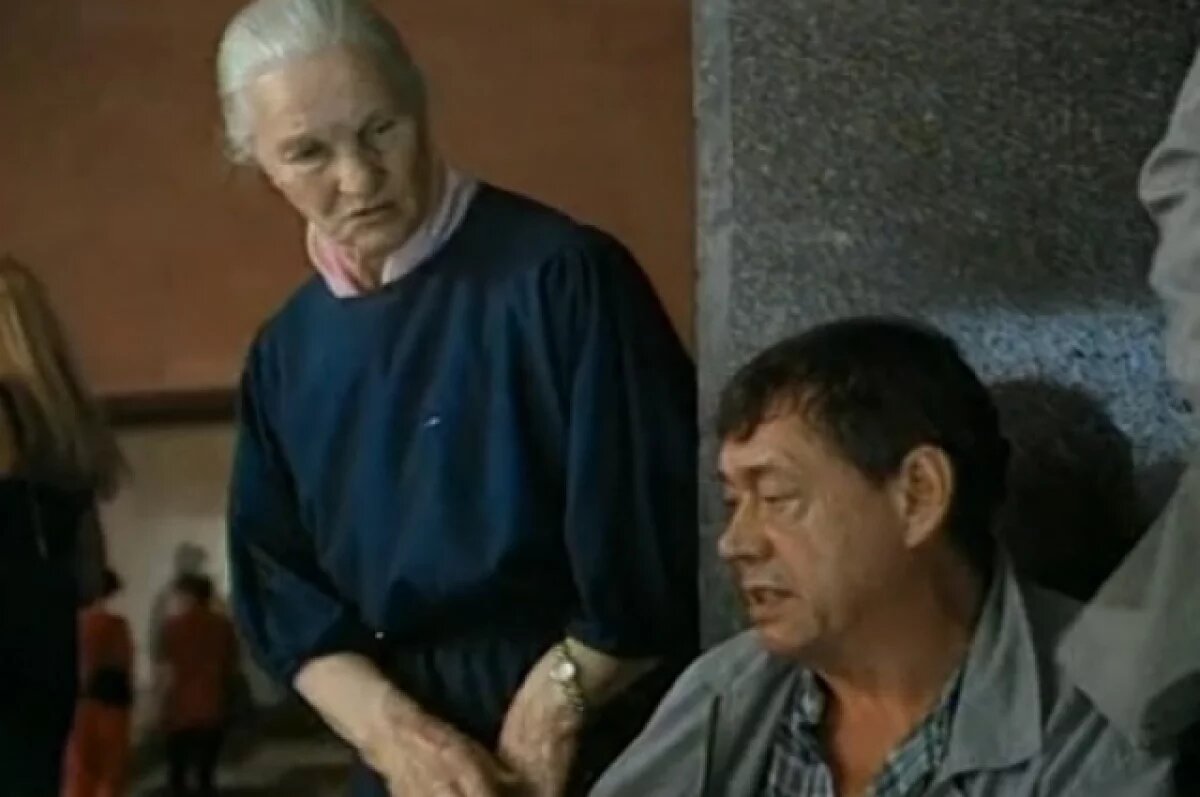    Лидия Дорошенко и Николай Караченцов в фильме «Львиная доля» (2001).