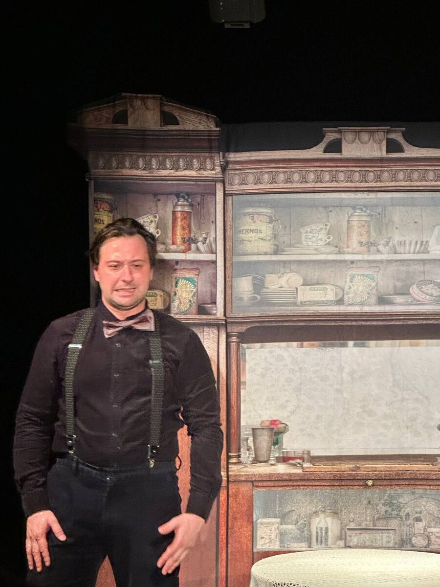 Актер Кирилл Смирнов.