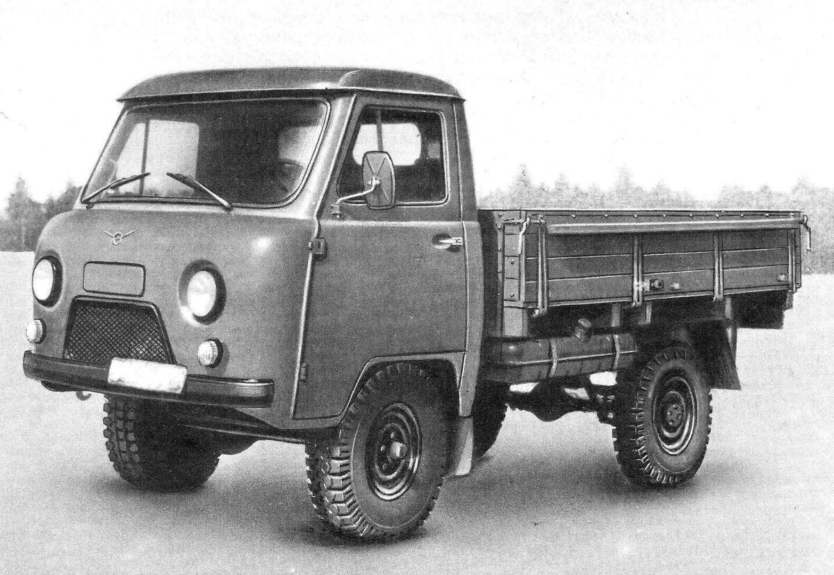 Трудяга Головастик - УАЗ-452Д (УАЗ-3303)