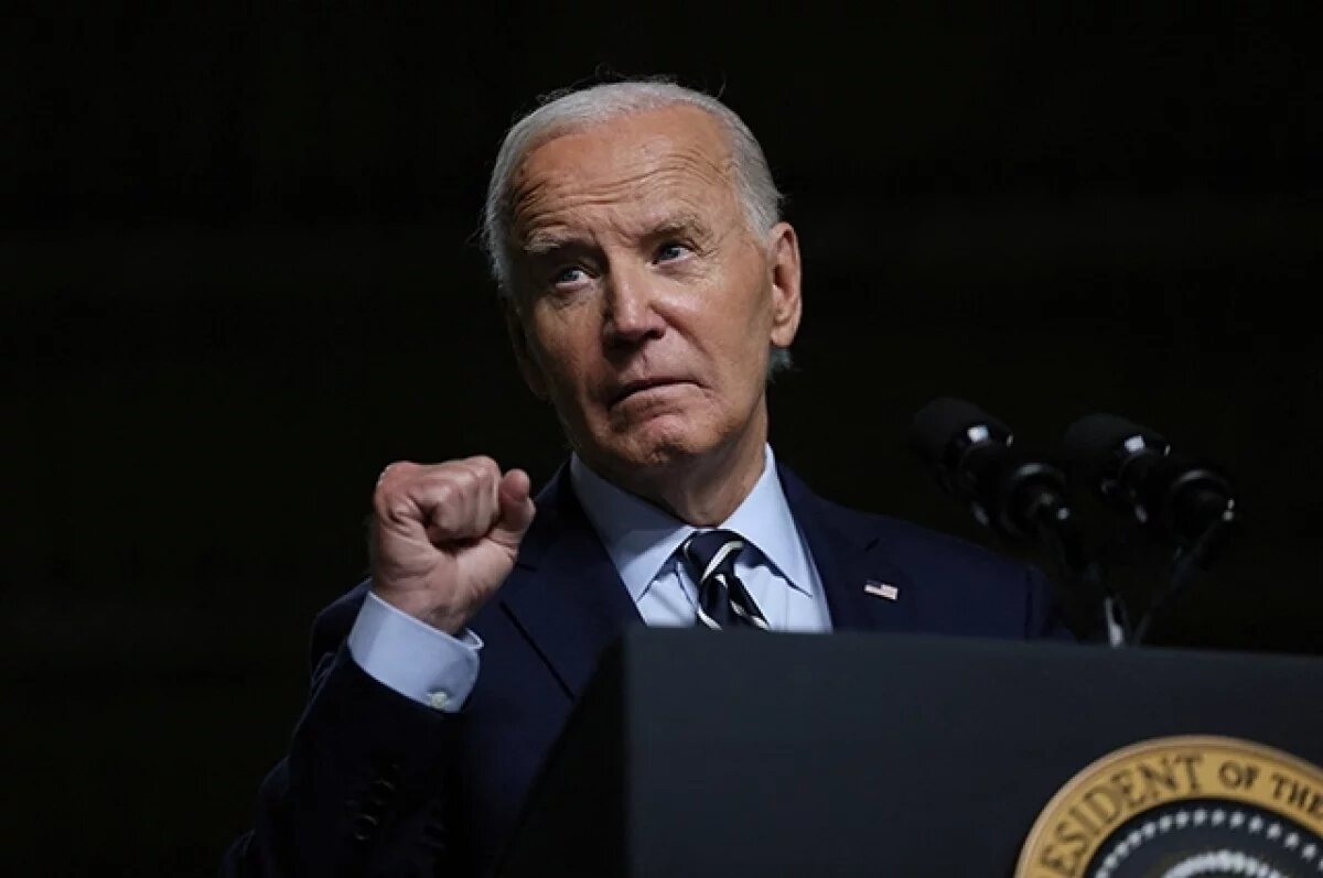    Депутат Госдумы Шеремет предложил признать Байдена военным преступником