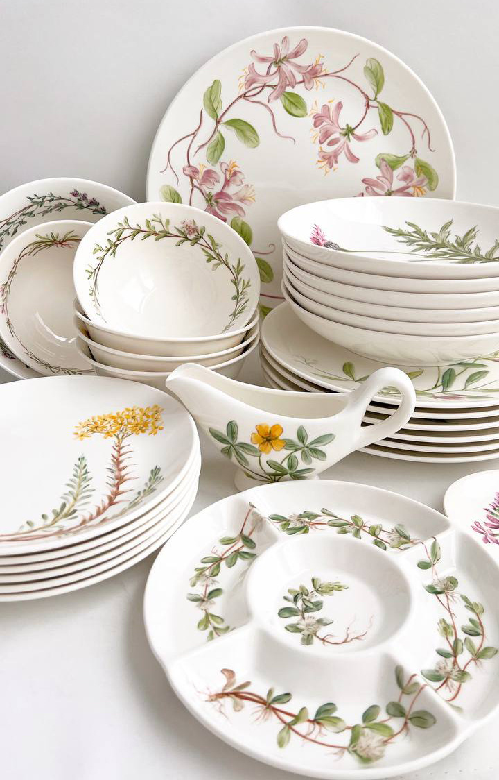 Столовый сервиз «Луговые травы»