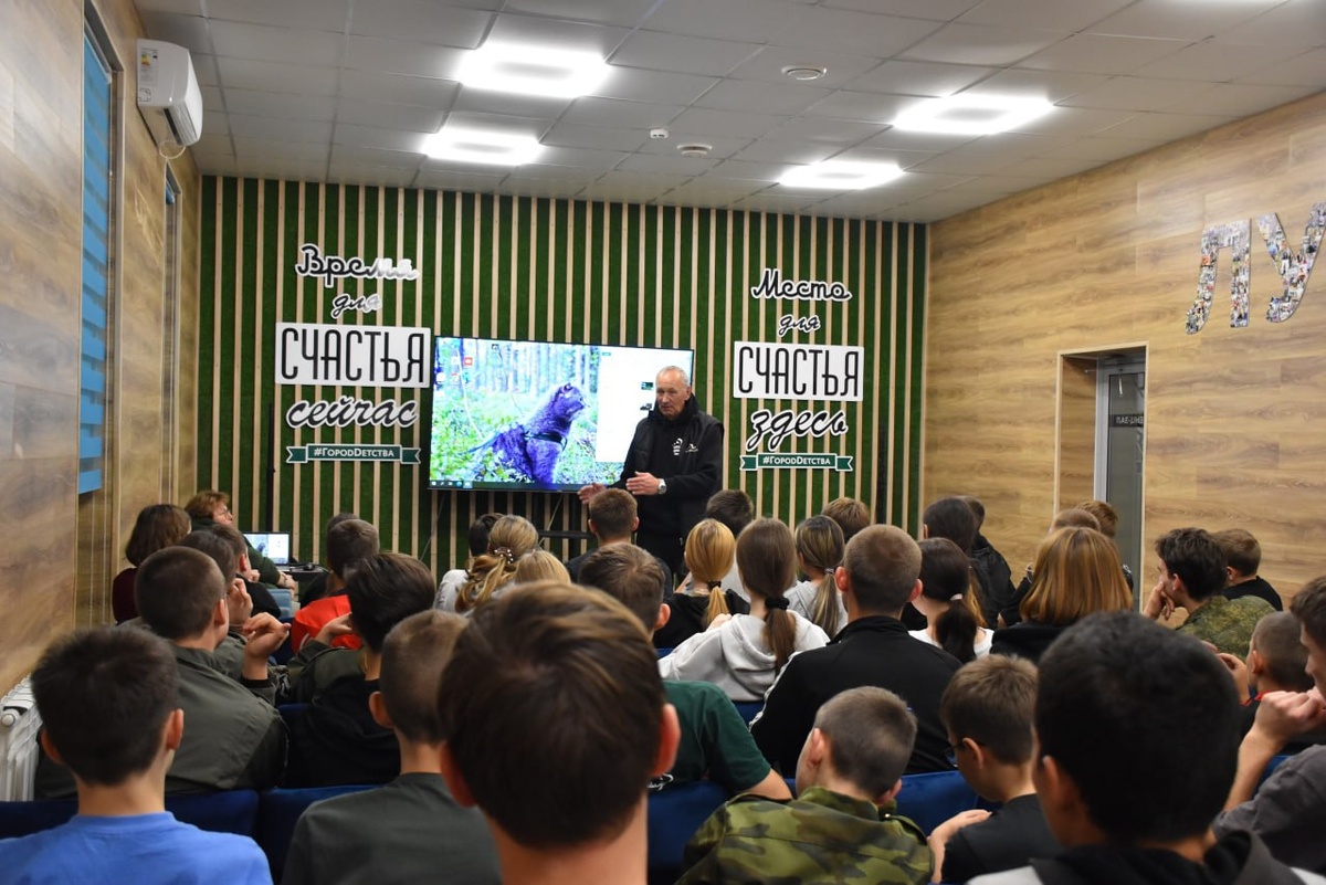  📷    Общественники Сергей и Наталья Ельчаниновы провели областную профильную смену «Поиск»  Белов Михаил Александрович