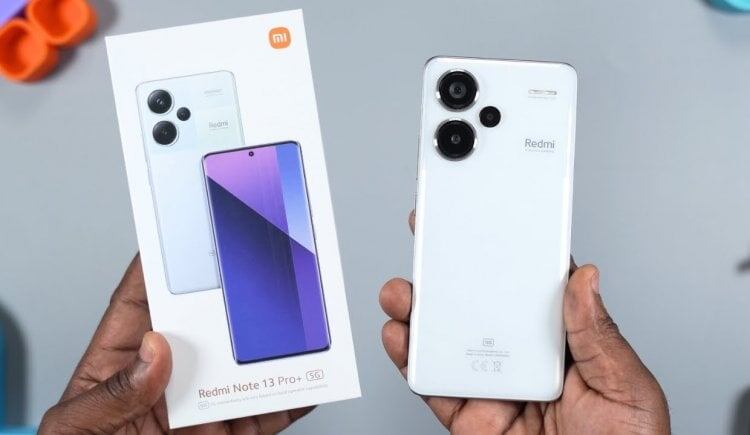    Помогаем разобраться, для чего нужны все эти «Pro», «Ultra» и «Note». Фото: Valor Reviews