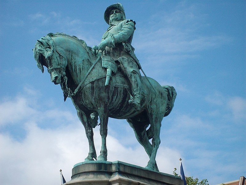 Памятник королю Швеции Карлу X Густаву работы Йона Бёрйесона в Мальмё (Creative Commons Attribution-Share Alike 3.0 Unported)