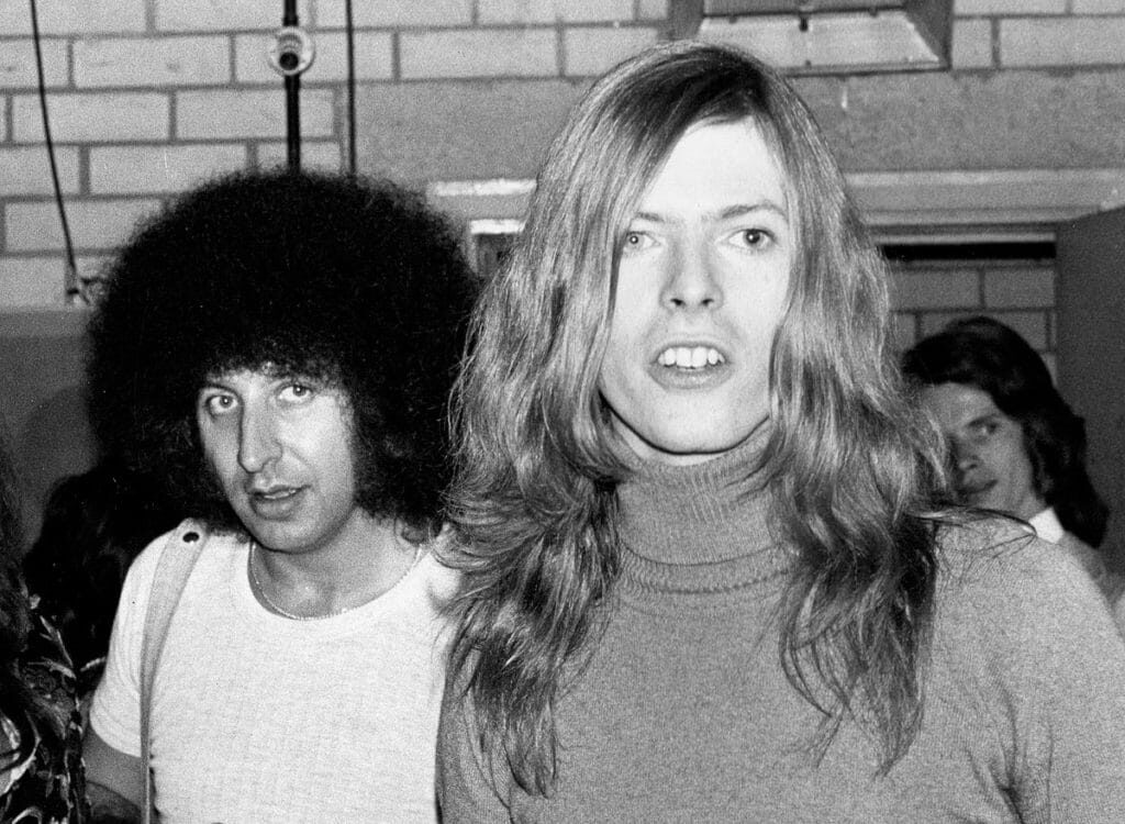 Тони Дефрис и Дэвид Боуи в лондонском клубе «Порк» в 1971 году